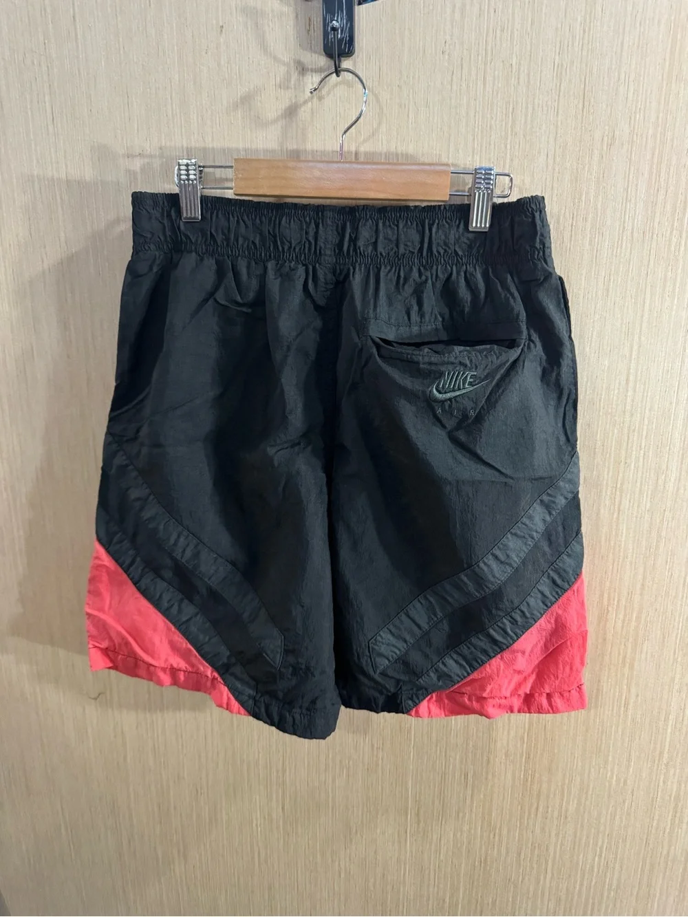 Men's Jordan Brand Black SRT LGC Air Jordan 6 Shorts size small